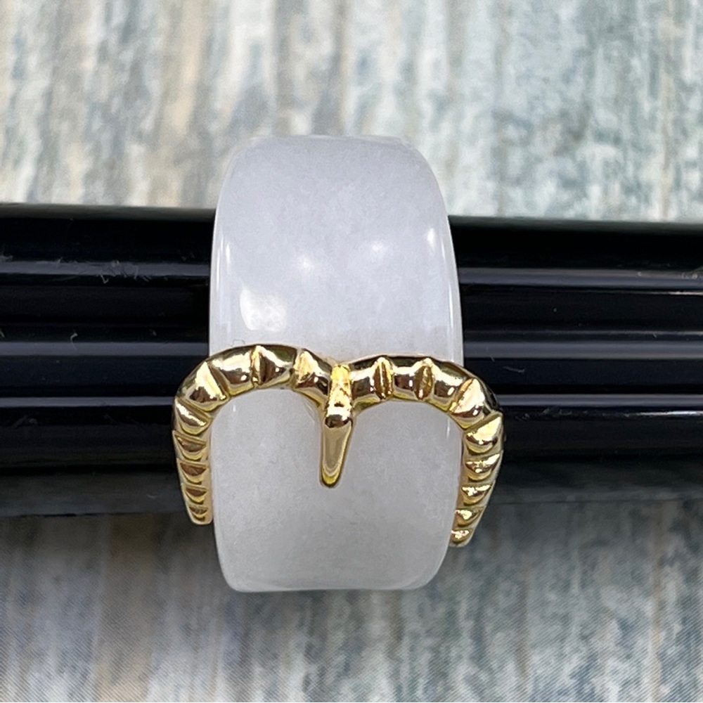 ⭐️Itaor Italy stone carved vermiel sterling silver buckle ring - Picture 12 of 12